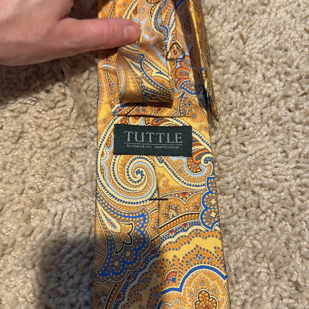 NWT/tie - Picture 3 of 4